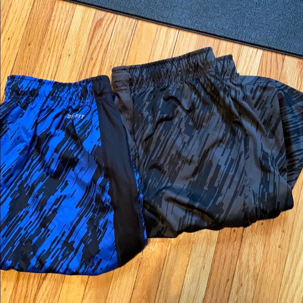 Nike Drifit short lot